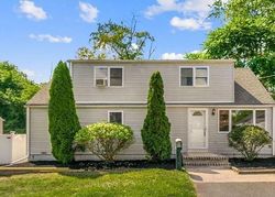 Pre-foreclosure in  MARRYOTT ST Monroe Township, NJ 08831