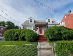 Pre-foreclosure in  PHILLIPS AVE Trenton, NJ 08638