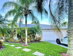 Pre-foreclosure in  SW 149TH CT Miami, FL 33196