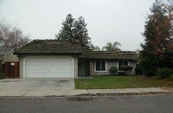 Pre-foreclosure in  LAGOON AVE Atwater, CA 95301