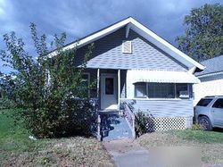 Pre-foreclosure Listing in W 2ND ST ROXANA, IL 62084