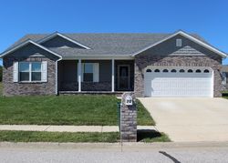 Pre-foreclosure in  N HARVEST CREST CT Highland, IL 62249