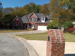 Pre-foreclosure in  TIMBERLAND DR SW Decatur, AL 35603