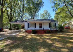 Pre-foreclosure in  MORGAN AVE SW Decatur, AL 35601