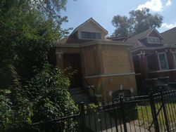 Pre-foreclosure in  S LOWE AVE Chicago, IL 60620