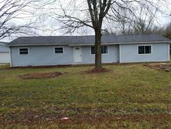 Pre-foreclosure Listing in E MEADOW ST HYMERA, IN 47855
