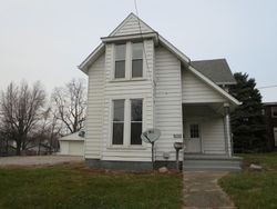 Pre-foreclosure in  WASHINGTON AVE Frankfort, IN 46041