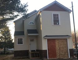 Pre-foreclosure in  DISBROW ST Stratford, CT 06614