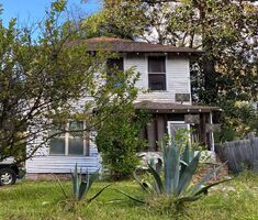 Pre-foreclosure in  VIRGINIA AVE Valdosta, GA 31601