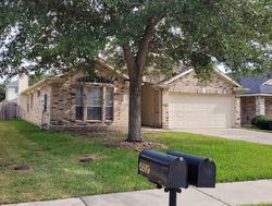 Pre-foreclosure in  RIDGEWOOD LN Dickinson, TX 77539