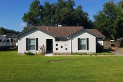 Pre-foreclosure in  TAYLOR LN Pearland, TX 77581