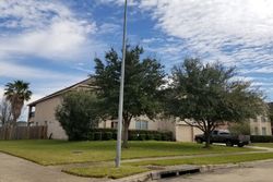 Pre-foreclosure in  LONGHORN CIR Manvel, TX 77578