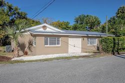 Pre-foreclosure in  W MATHIS ST Deland, FL 32720