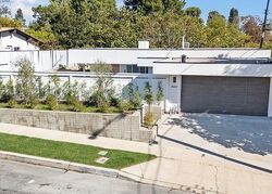 Pre-foreclosure Listing in EL REY RD SAN PEDRO, CA 90732