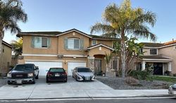 Pre-foreclosure in  STARFLOWER ST Corona, CA 92880