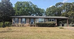  Meleah Dr, Talladega AL