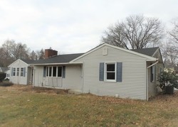  Live Oak Ln, Meriden CT