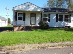 Pre-foreclosure in  NORRIS AVE Maryville, TN 37804