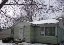 Pre-foreclosure in  WASHINGTON ST Lake In The Hills, IL 60156