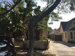 Pre-foreclosure in  GLENDON AVE Los Angeles, CA 90025