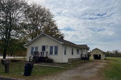 Pre-foreclosure in  PENCE HWY Blissfield, MI 49228