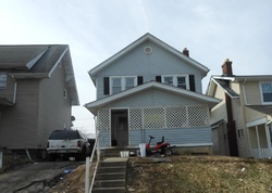 Pre-foreclosure in  N WAYNE AVE Columbus, OH 43204