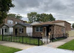 Pre-foreclosure in  S SANGAMON ST Chicago, IL 60620