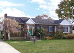 Pre-foreclosure in  ORCHARD ST Lindenhurst, NY 11757