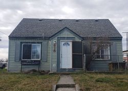 Pre-foreclosure in  S GRANT ST Goldendale, WA 98620