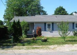 Pre-foreclosure in  CLAREMONT AVE Bay Shore, NY 11706