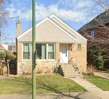 Pre-foreclosure in  S MAPLEWOOD AVE Chicago, IL 60655