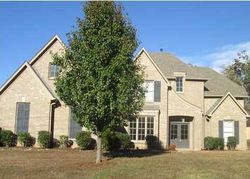 Pre-foreclosure in  SOUTHERN WINDS DR Arlington, TN 38002