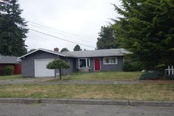 Pre-foreclosure in  S 261ST PL Seattle, WA 98198