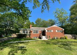 Pre-foreclosure in  WRAYWOOD PL Falls Church, VA 22042