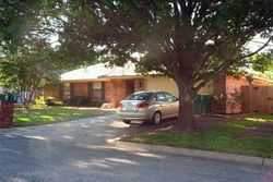 Pre-foreclosure in  OAKWOOD DR Belton, TX 76513