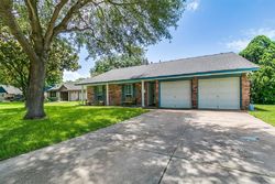 Pre-foreclosure in  LEGGETT LN Pearland, TX 77584