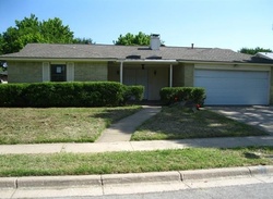 Pre-foreclosure in  CYPRESS CIR Euless, TX 76039