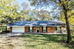 Pre-foreclosure in  YOUPON ST Huntsville, TX 77340