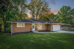 Pre-foreclosure in  W RIVERSIDE BLVD Rockford, IL 61103