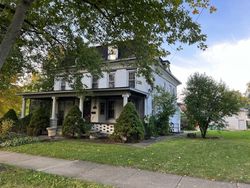 Pre-foreclosure in  E 5TH ST Lockport, IL 60441