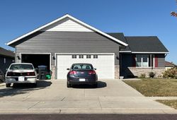 Pre-foreclosure in  TORREY PINES DR Mankato, MN 56001