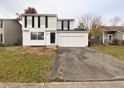 Pre-foreclosure in  WATERVIEW DR Hilliard, OH 43026