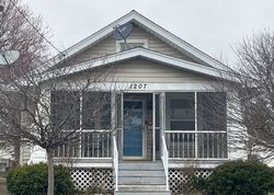 Pre-foreclosure in  W VIRGINIA AVE Peoria, IL 61604