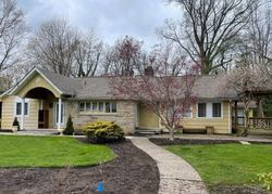 Pre-foreclosure Listing in DUNBAR RD MADISON, OH 44057