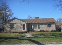Pre-foreclosure in  BRANDTSON AVE Elyria, OH 44035
