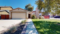 Pre-foreclosure in  DAVIS DR Los Banos, CA 93635