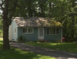 Pre-foreclosure in  PLYMOUTH LAKE DR Newton, NJ 07860