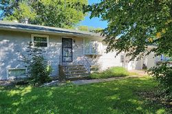 Pre-foreclosure in  BUCHANNON ST S Waterville, MN 56096