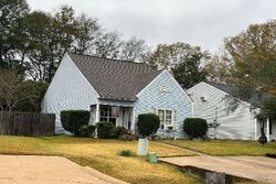 Pre-foreclosure in  GREENFIELD LN Pearl, MS 39208