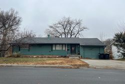 Pre-foreclosure in  N 205TH ST Elkhorn, NE 68022